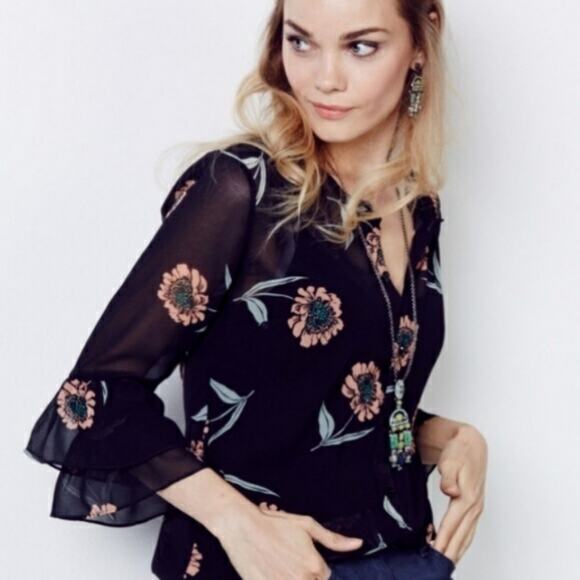 CAbi La Di Da Flare Sleeve Floral Sheer Button Down Blouse Small Cottagecore - Picture 1 of 7